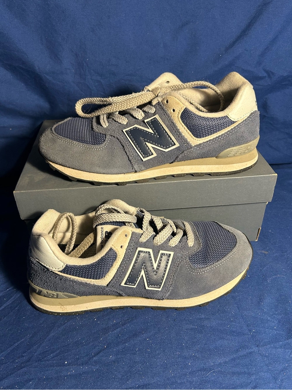 New balance- 574 core, blue and white 3.5 big kids QS